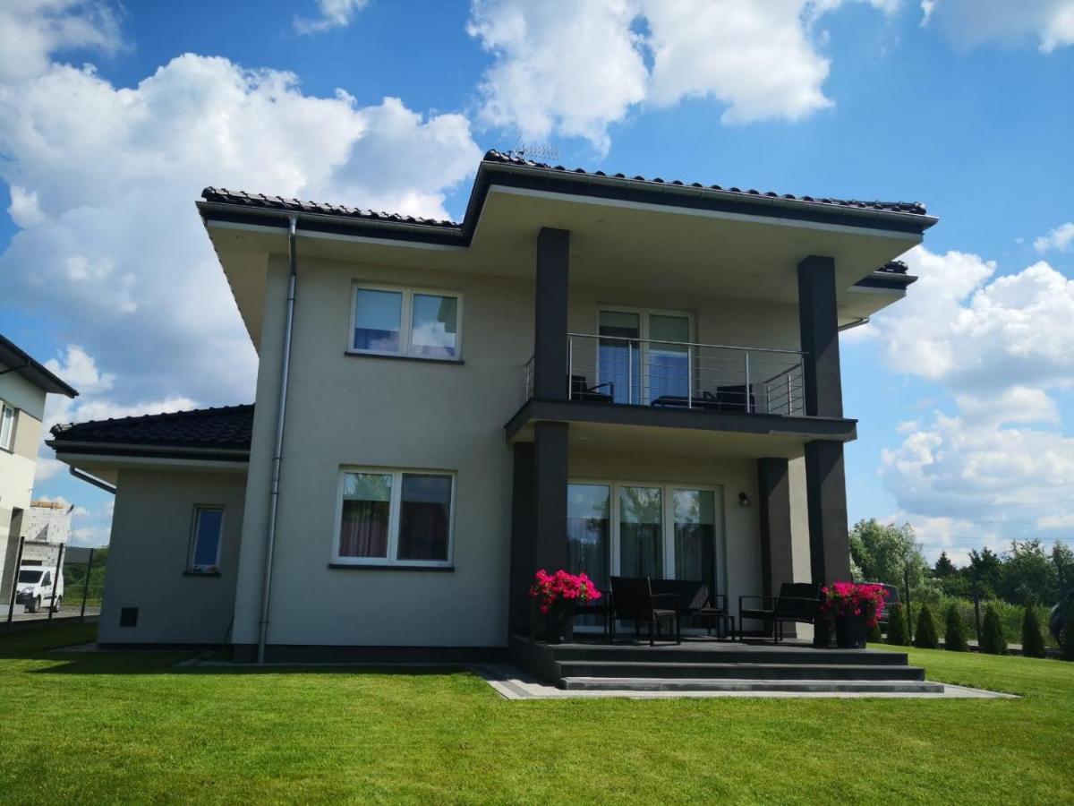 West Guest House Klaudyn ภายนอก รูปภาพ